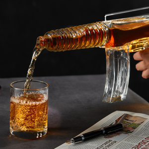 Open image in slideshow, Rifle Whiskey Decanter Set

