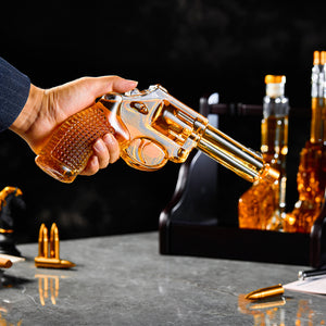 Open image in slideshow, 3 Gun Whiskey Decanter Set
